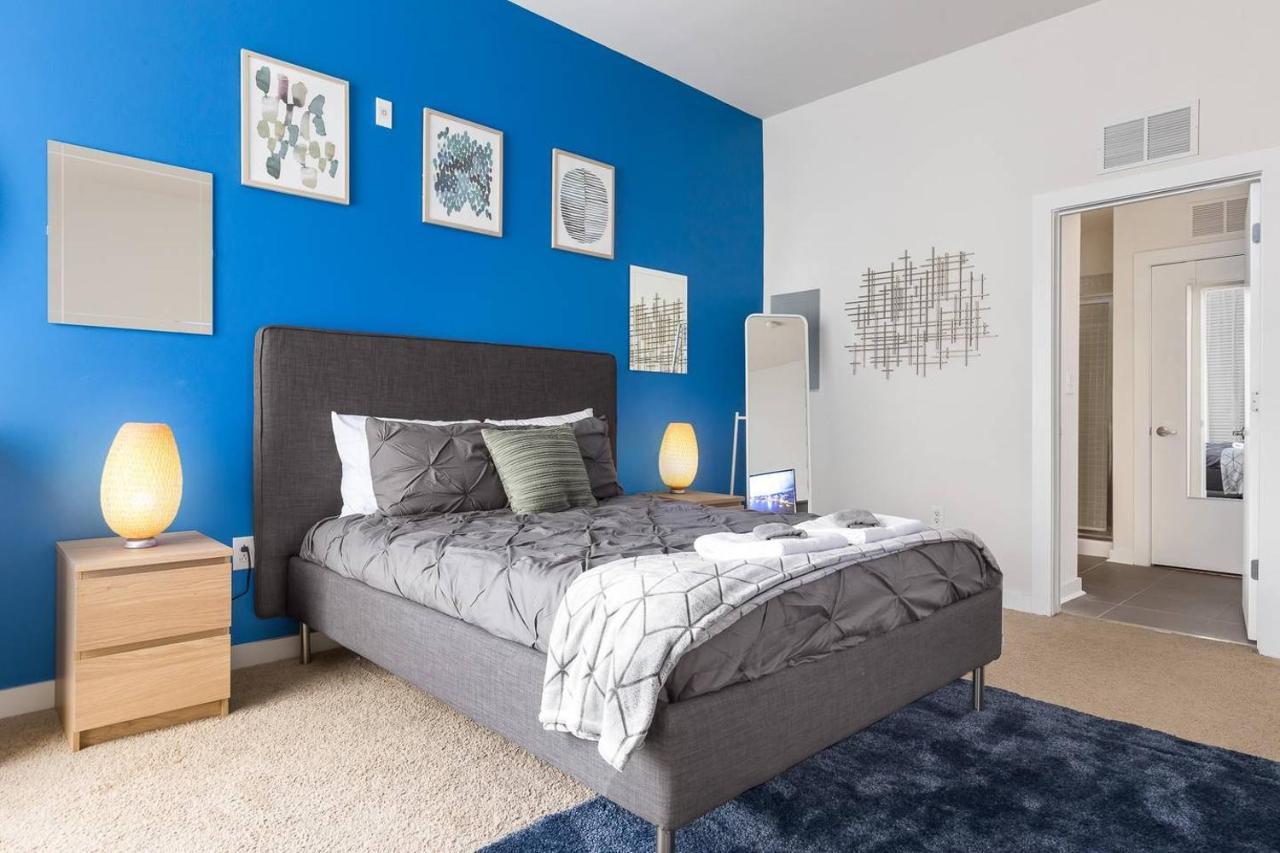 Trifecta Ace Location Pool & Gym Superhost Apartment Charlotte Exterior photo